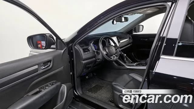 2019 Renault QM6 Gasoline 2WD LE Sold VIN KNME5C2B3KP039649 – trunk area 2019 Renault QM6 Gasoline 2WD LE Sold VIN KNME5C2B3KP039649 – trunk area