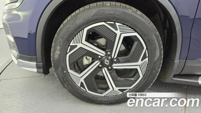 2025 Renault The New QM6 2.0 GDe PREMIERE 2WD Sold VIN KNME5C2B3SP102393 – exterior detail 2025 Renault The New QM6 2.0 GDe PREMIERE 2WD Sold VIN KNME5C2B3SP102393 – exterior detail