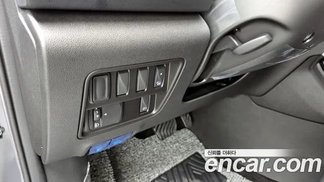 2026 Renault The New QM6 2.0 GDe RE 2WD Sold VIN KNME5C2B4TP104641 – interior seats 2026 Renault The New QM6 2.0 GDe RE 2WD Sold VIN KNME5C2B4TP104641 – interior seats