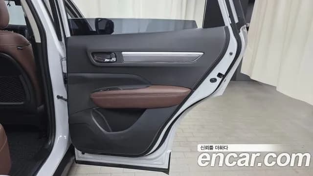 2020 Renault The New QM6 2.0 LPe RE 2WD Sold VIN KNME5C2C0LP036881 – trunk area 2020 Renault The New QM6 2.0 LPe RE 2WD Sold VIN KNME5C2C0LP036881 – trunk area