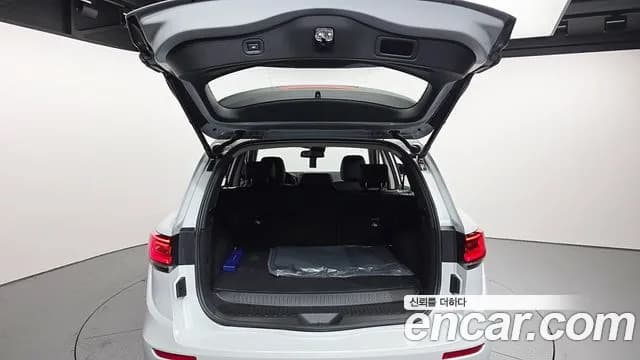 2026 Renault The New QM6 2.0 LPe RE 2WD Sold VIN KNME5C2C1TP109742 – photo 17 2026 Renault The New QM6 2.0 LPe RE 2WD Sold VIN KNME5C2C1TP109742 – photo 17