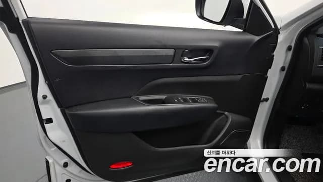 2022 Renault The New QM6 2.0 LPe LE Signature 2WD Sold VIN KNME5C2C2NP077094 – trunk area 2022 Renault The New QM6 2.0 LPe LE Signature 2WD Sold VIN KNME5C2C2NP077094 – trunk area