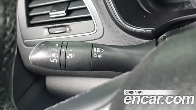 2020 Renault The New QM6 2.0 LPe RE 2WD Sold VIN KNME5C2C4LP023227 – photo 13 2020 Renault The New QM6 2.0 LPe RE 2WD Sold VIN KNME5C2C4LP023227 – photo 13