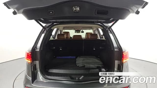 2024 Renault The New QM6 2.0 LPe RE 2WD Sold VIN KNME5C2C9RP102112 – rear exterior 2024 Renault The New QM6 2.0 LPe RE 2WD Sold VIN KNME5C2C9RP102112 – rear exterior