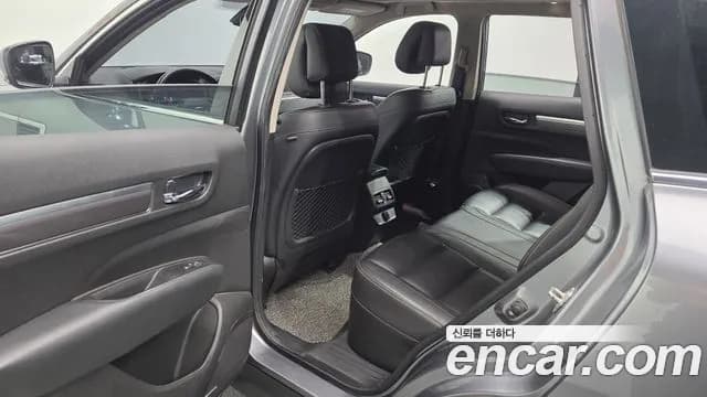 2018 Renault QM6 Diesel 4WD RE Sold VIN KNME5C2M3JP038579 – trunk area 2018 Renault QM6 Diesel 4WD RE Sold VIN KNME5C2M3JP038579 – trunk area
