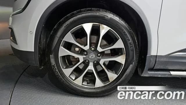 2017 Renault QM6 Diesel 4WD RE Signature Sold VIN KNME5C2M6HP032799 – trunk area 2017 Renault QM6 Diesel 4WD RE Signature Sold VIN KNME5C2M6HP032799 – trunk area