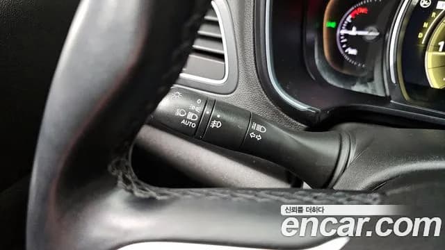 2017 Renault QM6 Diesel 4WD RE Signature Sold VIN KNME5C2M7HP015297 – interior seats 2017 Renault QM6 Diesel 4WD RE Signature Sold VIN KNME5C2M7HP015297 – interior seats