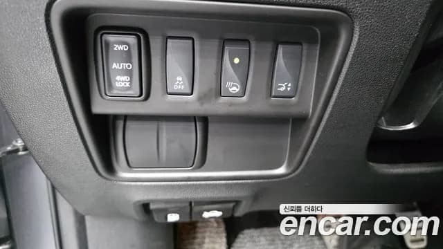 2017 Renault QM6 Diesel 4WD RE Signature Sold VIN KNME5C2MXHP015911 – exterior detail 2017 Renault QM6 Diesel 4WD RE Signature Sold VIN KNME5C2MXHP015911 – exterior detail