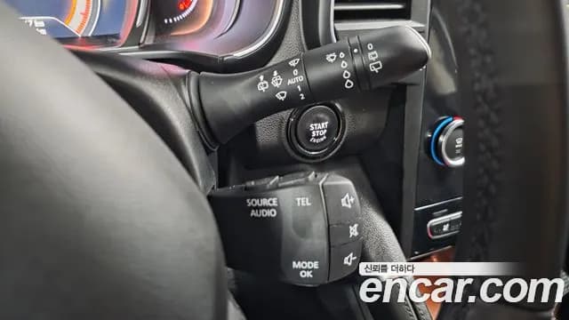 2017 Renault QM6 Diesel 4WD RE Signature Sold VIN KNME5C2MXHP015911 – odometer reading 2017 Renault QM6 Diesel 4WD RE Signature Sold VIN KNME5C2MXHP015911 – odometer reading