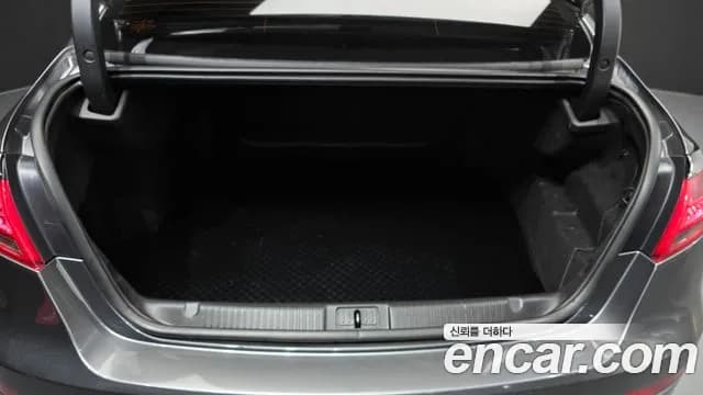 2017 Renault SM7 Nova 2.5 V6 Sold VIN KNMG4D2EMHP024938 – side profile 2017 Renault SM7 Nova 2.5 V6 Sold VIN KNMG4D2EMHP024938 – side profile