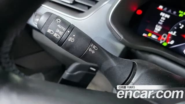 2020 Renault XM3 1.3 TCe RE Signature Sold VIN KNMK5B2RMLP001071 – rear exterior 2020 Renault XM3 1.3 TCe RE Signature Sold VIN KNMK5B2RMLP001071 – rear exterior