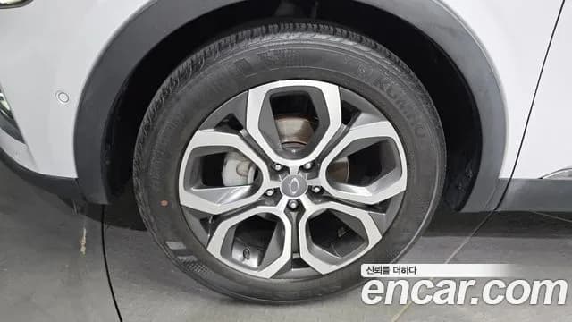 2020 Renault XM3 1.3 TCe RE Signature Sold VIN KNMK5B2RMLP011146 – trunk area 2020 Renault XM3 1.3 TCe RE Signature Sold VIN KNMK5B2RMLP011146 – trunk area
