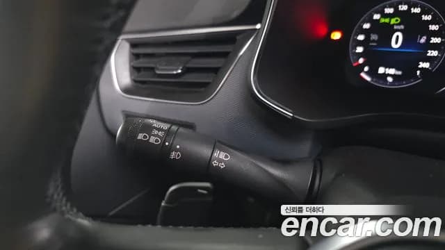 2020 Renault XM3 1.3 TCe RE Signature Sold VIN KNMK5B2RMLP022118 – trunk area 2020 Renault XM3 1.3 TCe RE Signature Sold VIN KNMK5B2RMLP022118 – trunk area