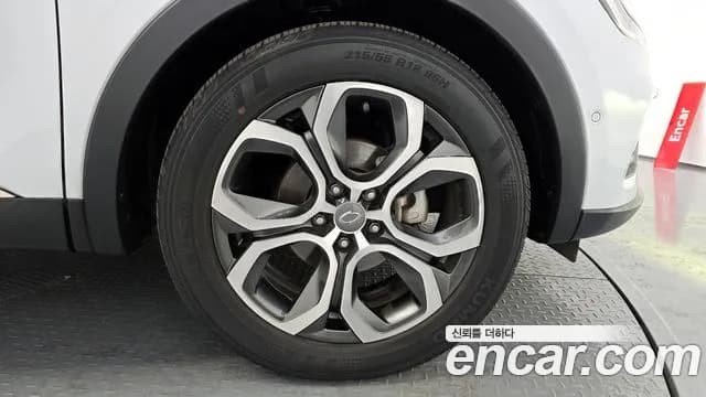 2020 Renault XM3 1.3 TCe RE Signature Sold VIN KNMK5B2RMLP023221 – trunk area 2020 Renault XM3 1.3 TCe RE Signature Sold VIN KNMK5B2RMLP023221 – trunk area