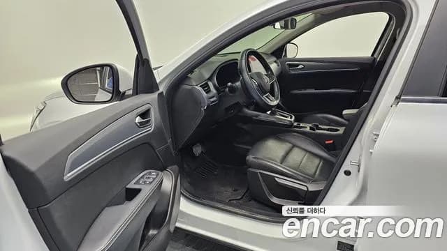 2020 Renault XM3 1.3 TCe RE Sold VIN KNMK5B2RMLP024828 – trunk area 2020 Renault XM3 1.3 TCe RE Sold VIN KNMK5B2RMLP024828 – trunk area