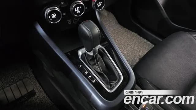 2020 Renault XM3 1.6 GTe LE Plus Sold VIN KNMK5C2HMLP006984 – exterior detail 2020 Renault XM3 1.6 GTe LE Plus Sold VIN KNMK5C2HMLP006984 – exterior detail