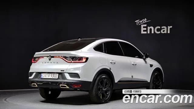 2025 Renault Arkana 1.6 E-TECH Iconic Design Package Sold VIN KNMK5C2TMSP047266 – rear exterior 2025 Renault Arkana 1.6 E-TECH Iconic Design Package Sold VIN KNMK5C2TMSP047266 – rear exterior