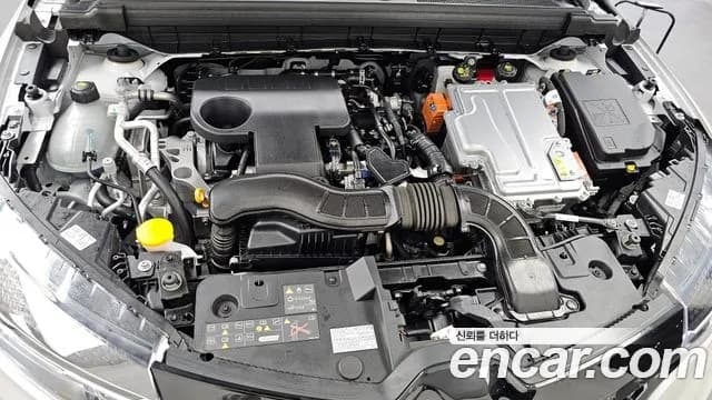 2025 Renault Arkana 1.6 E-TECH Iconic Design Package Sold VIN KNMK5C2TMSP047266 – undercarriage 2025 Renault Arkana 1.6 E-TECH Iconic Design Package Sold VIN KNMK5C2TMSP047266 – undercarriage