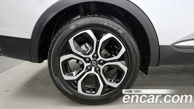 2025 Renault Arkana 1.6 E-TECH Iconic Sold VIN KNMK5C2TMSP048473 – photo 15 2025 Renault Arkana 1.6 E-TECH Iconic Sold VIN KNMK5C2TMSP048473 – photo 15