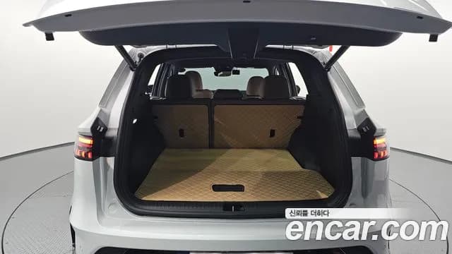 2025 Renault Grand Koleos 1.5 E-TECH Iconic 2WD Sold VIN KNMP5B2U0SP044201 – rear exterior 2025 Renault Grand Koleos 1.5 E-TECH Iconic 2WD Sold VIN KNMP5B2U0SP044201 – rear exterior