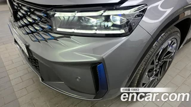 2025 Renault Grand Koleos 1.5 E-TECH Esprit Alphine 2WD Sold VIN KNMP5B2U0SP047809 – side profile 2025 Renault Grand Koleos 1.5 E-TECH Esprit Alphine 2WD Sold VIN KNMP5B2U0SP047809 – side profile