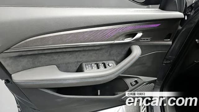 2025 Renault Grand Koleos 1.5 E-TECH Esprit Alphine 2WD Sold VIN KNMP5B2U1SP029500 – exterior detail 2025 Renault Grand Koleos 1.5 E-TECH Esprit Alphine 2WD Sold VIN KNMP5B2U1SP029500 – exterior detail