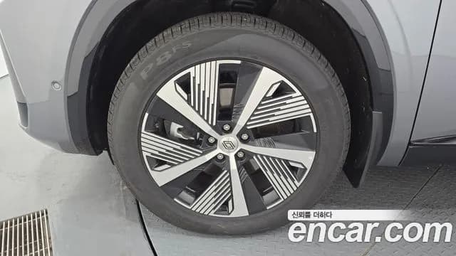 2025 Renault Grand Koleos 1.5 E-TECH Iconic 2WD Sold VIN KNMP5B2U6SP006438 – side profile 2025 Renault Grand Koleos 1.5 E-TECH Iconic 2WD Sold VIN KNMP5B2U6SP006438 – side profile