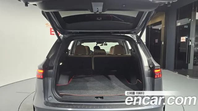2025 Renault Grand Koleos 1.5 E-TECH Iconic 2WD Sold VIN KNMP5B2U6SP006438 – trunk area 2025 Renault Grand Koleos 1.5 E-TECH Iconic 2WD Sold VIN KNMP5B2U6SP006438 – trunk area