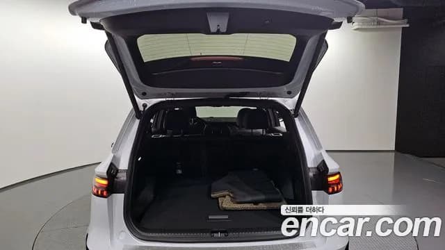 2025 Renault Grand Koleos 1.5 E-TECH Esprit Alphine 2WD Sold VIN KNMP5B2U7SP009428 – exterior detail 2025 Renault Grand Koleos 1.5 E-TECH Esprit Alphine 2WD Sold VIN KNMP5B2U7SP009428 – exterior detail