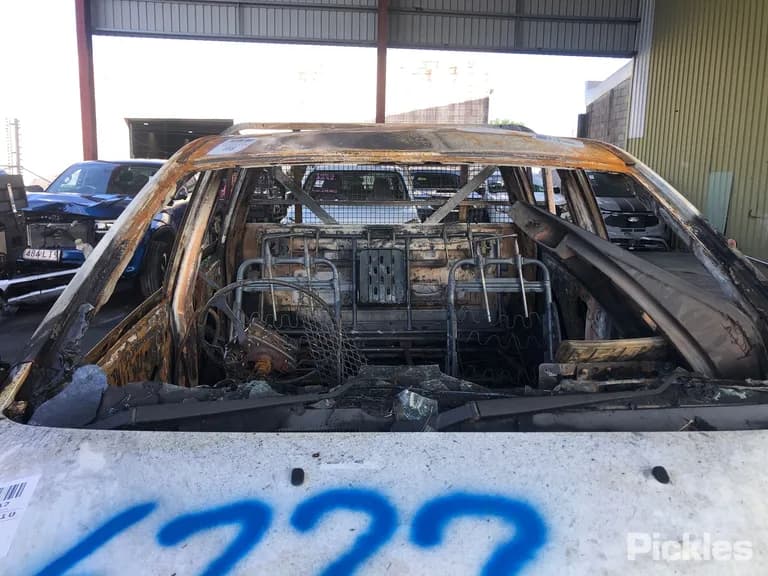 null Used VIN KPADA1EKSBP103489 – undercarriage null Used VIN KPADA1EKSBP103489 – undercarriage