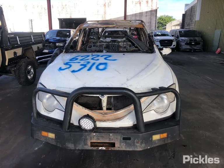 null Used VIN KPADA1EKSBP103489 – trunk area null Used VIN KPADA1EKSBP103489 – trunk area