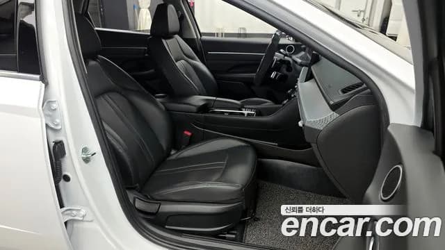 2025 Hyundai Sonata The Edge (DN8) 2.0 LPG(Taxi) Sold VIN LBEDNALEBSY047731 – undercarriage 2025 Hyundai Sonata The Edge (DN8) 2.0 LPG(Taxi) Sold VIN LBEDNALEBSY047731 – undercarriage