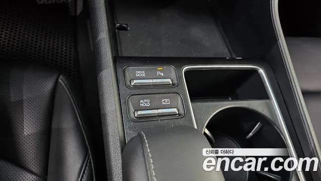2025 Hyundai Sonata The Edge (DN8) 2.0 LPG(Taxi) Sold VIN LBEDNALEBSY049824 – exterior detail 2025 Hyundai Sonata The Edge (DN8) 2.0 LPG(Taxi) Sold VIN LBEDNALEBSY049824 – exterior detail