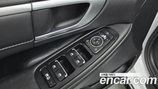 2025 Hyundai Sonata The Edge (DN8) 2.0 LPG(Taxi) Sold VIN LBEDNALEBSY058387 – exterior detail 2025 Hyundai Sonata The Edge (DN8) 2.0 LPG(Taxi) Sold VIN LBEDNALEBSY058387 – exterior detail