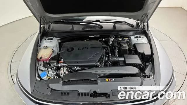 2025 Hyundai Sonata The Edge (DN8) 2.0 LPG(Taxi) Sold VIN LBEDNALEBSY066959 – front exterior 2025 Hyundai Sonata The Edge (DN8) 2.0 LPG(Taxi) Sold VIN LBEDNALEBSY066959 – front exterior