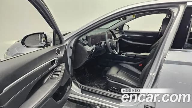 2026 Hyundai Sonata The Edge (DN8) 2.0 LPG(Taxi) Sold VIN LBEDNALEBTY086651 – trunk area 2026 Hyundai Sonata The Edge (DN8) 2.0 LPG(Taxi) Sold VIN LBEDNALEBTY086651 – trunk area