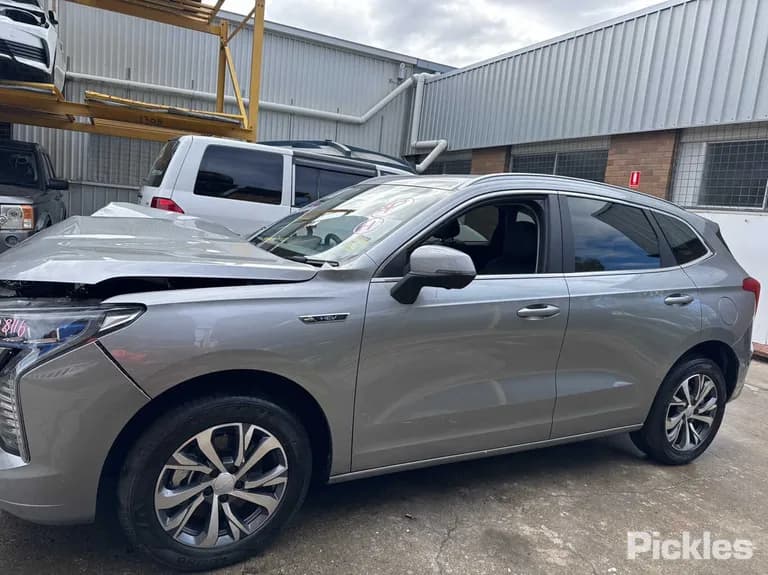 2024 GWM Haval Jolion Used VIN LGWEEUA5XPK669956 – front exterior 2024 GWM Haval Jolion Used VIN LGWEEUA5XPK669956 – front exterior