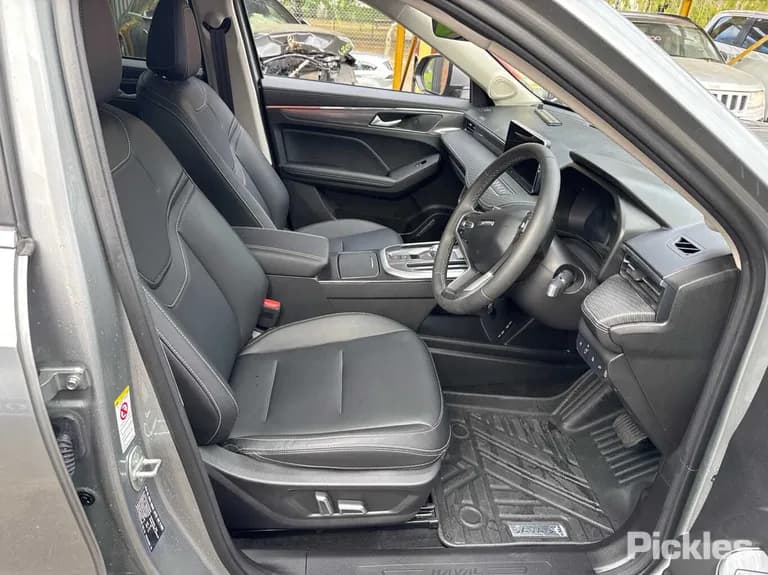 2024 GWM Haval Jolion Used VIN LGWEEUA5XPK669956 – trunk area 2024 GWM Haval Jolion Used VIN LGWEEUA5XPK669956 – trunk area