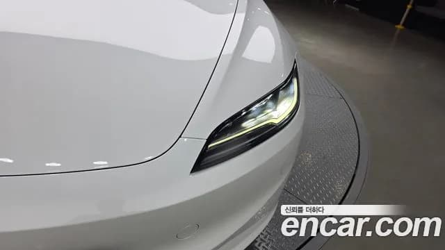 2024 Tesla Model 3 Long Range AWD Sold VIN LRW3E7EK3RC153739 – photo 11 2024 Tesla Model 3 Long Range AWD Sold VIN LRW3E7EK3RC153739 – photo 11