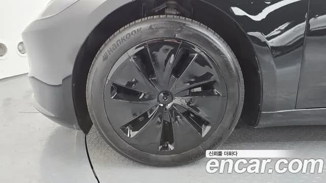 2024 Tesla Model 3 Long Range AWD Sold VIN LRW3E7EK5RC192400 – interior seats 2024 Tesla Model 3 Long Range AWD Sold VIN LRW3E7EK5RC192400 – interior seats
