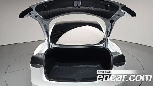 2025 Tesla Model 3 Long Range AWD Sold VIN LRW3E7EK5SC475658 – front exterior 2025 Tesla Model 3 Long Range AWD Sold VIN LRW3E7EK5SC475658 – front exterior