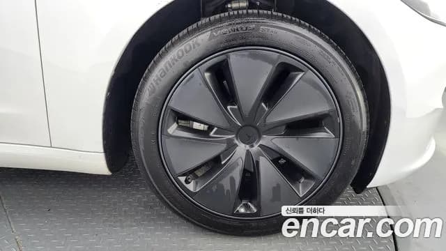 2024 Tesla Model 3 Long Range AWD Sold VIN LRW3E7EK8RC164087 – photo 14 2024 Tesla Model 3 Long Range AWD Sold VIN LRW3E7EK8RC164087 – photo 14