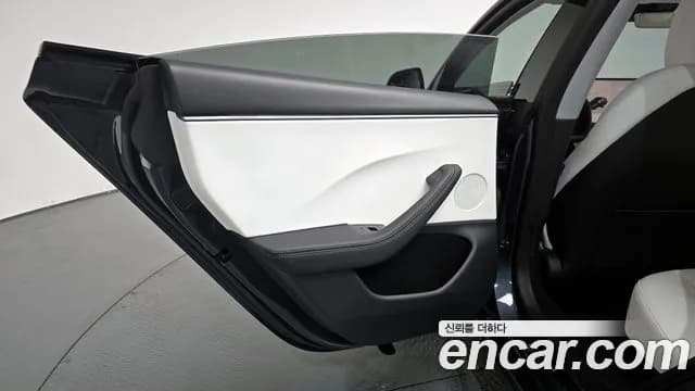 2025 Tesla Model 3 Long Range AWD Sold VIN LRW3E7EK9SC475422 – photo 11 2025 Tesla Model 3 Long Range AWD Sold VIN LRW3E7EK9SC475422 – photo 11