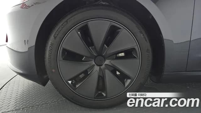 2025 Tesla Model 3 Long Range AWD Sold VIN LRW3E7EK9SC475422 – photo 24 2025 Tesla Model 3 Long Range AWD Sold VIN LRW3E7EK9SC475422 – photo 24