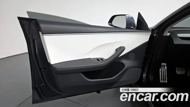 2025 Tesla Model 3 Long Range AWD Sold VIN LRW3E7EK9SC475422 – photo 31 2025 Tesla Model 3 Long Range AWD Sold VIN LRW3E7EK9SC475422 – photo 31