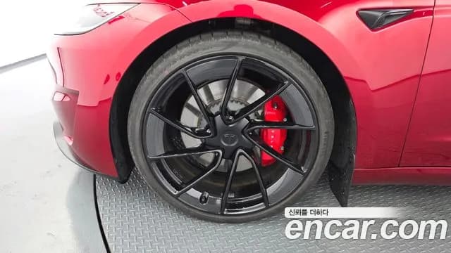 2024 Tesla Model 3 Performance AWD Sold VIN LRW3E7ET0RC296043 – undercarriage 2024 Tesla Model 3 Performance AWD Sold VIN LRW3E7ET0RC296043 – undercarriage