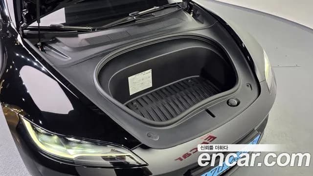 2024 Tesla Model 3 Performance AWD Sold VIN LRW3E7ET111111111 – photo 21 2024 Tesla Model 3 Performance AWD Sold VIN LRW3E7ET111111111 – photo 21