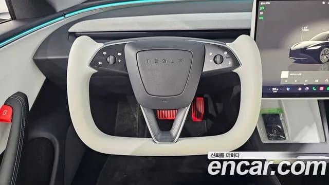 2024 Tesla Model 3 RWD Sold VIN LRW3E7FS4RC126807 – interior seats 2024 Tesla Model 3 RWD Sold VIN LRW3E7FS4RC126807 – interior seats