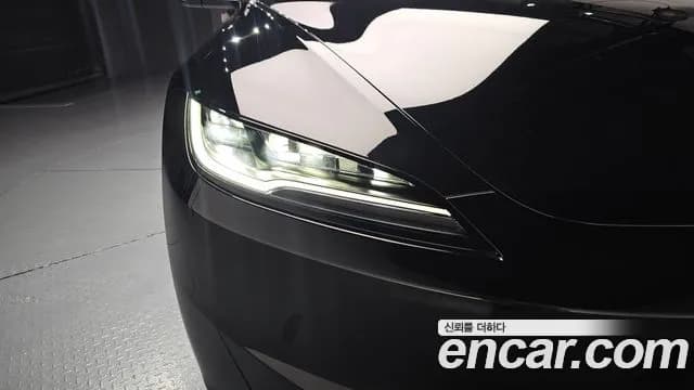 2025 Tesla Model 3 RWD Sold VIN LRW3E7FS4SC610790 – rear exterior 2025 Tesla Model 3 RWD Sold VIN LRW3E7FS4SC610790 – rear exterior