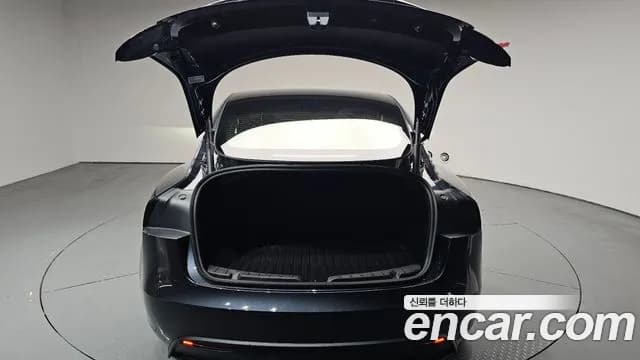 2025 Tesla Model 3 RWD Sold VIN LRW3E7FS6SC678573 – front exterior 2025 Tesla Model 3 RWD Sold VIN LRW3E7FS6SC678573 – front exterior